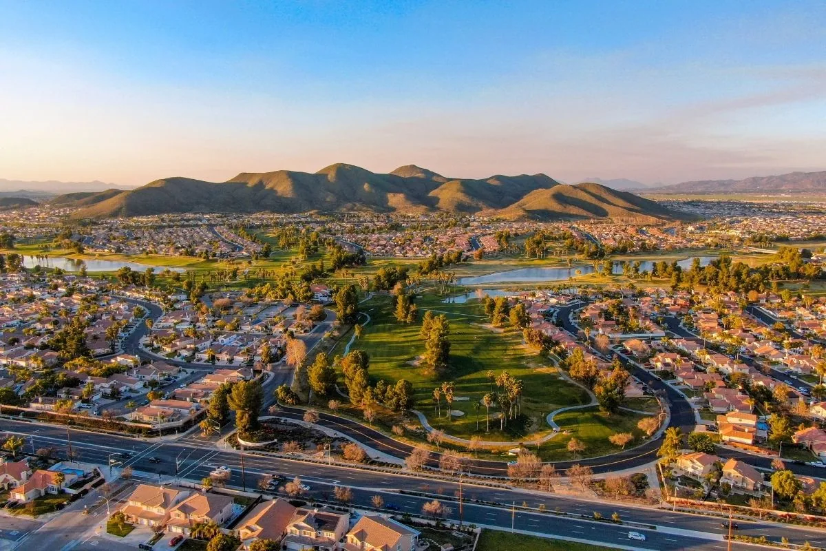 Commercial buildings in Temecula, CA