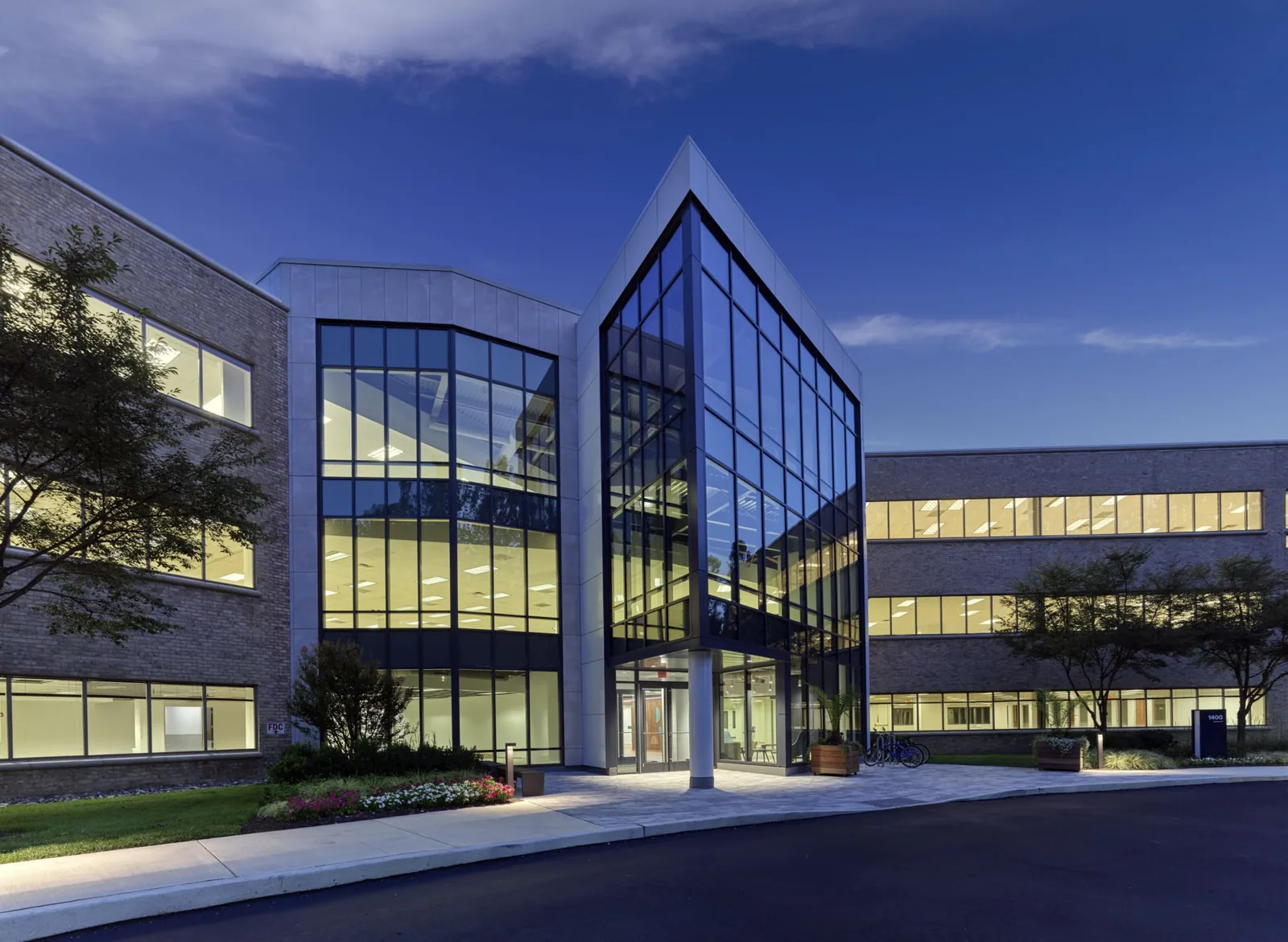 Office Building Roofing in Temecula, CA Office Building Roofing in Temecula, CA
