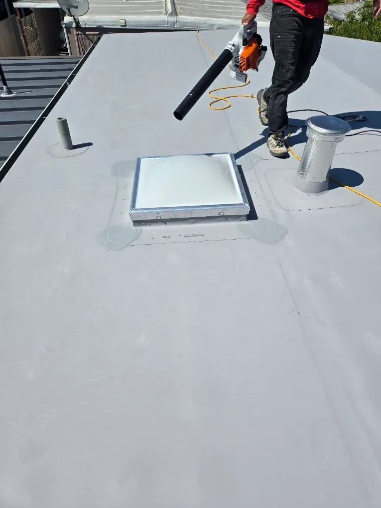 School roof transition reconstruction